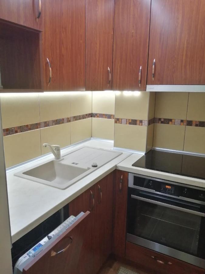 Matyas Apartman Tata Exterior photo