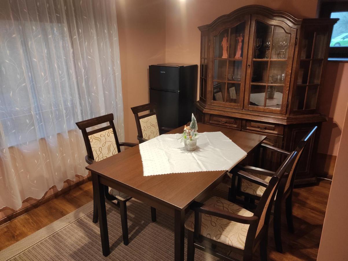 Matyas Apartman Tata Exterior photo